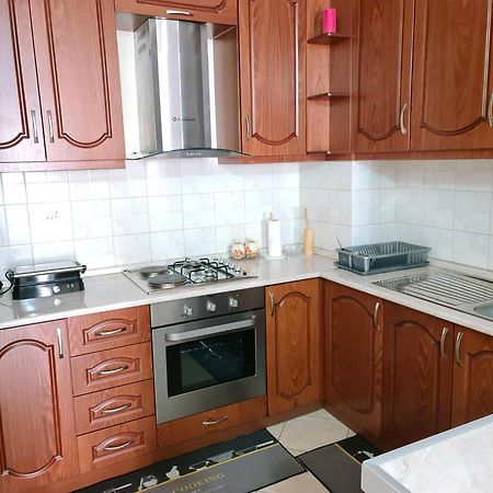 Erin Apartments Vlorë Esterno foto