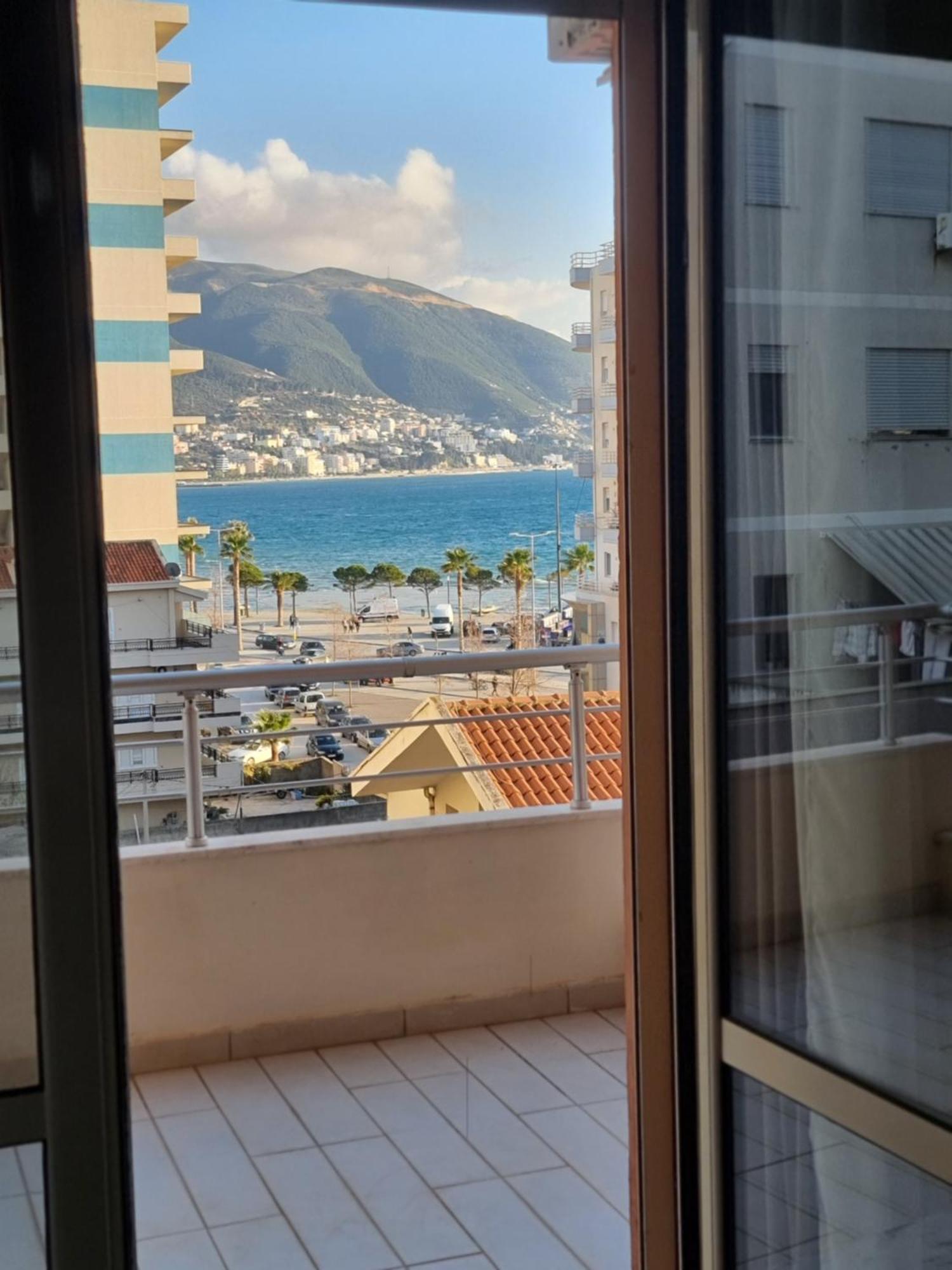 Erin Apartments Vlorë Esterno foto
