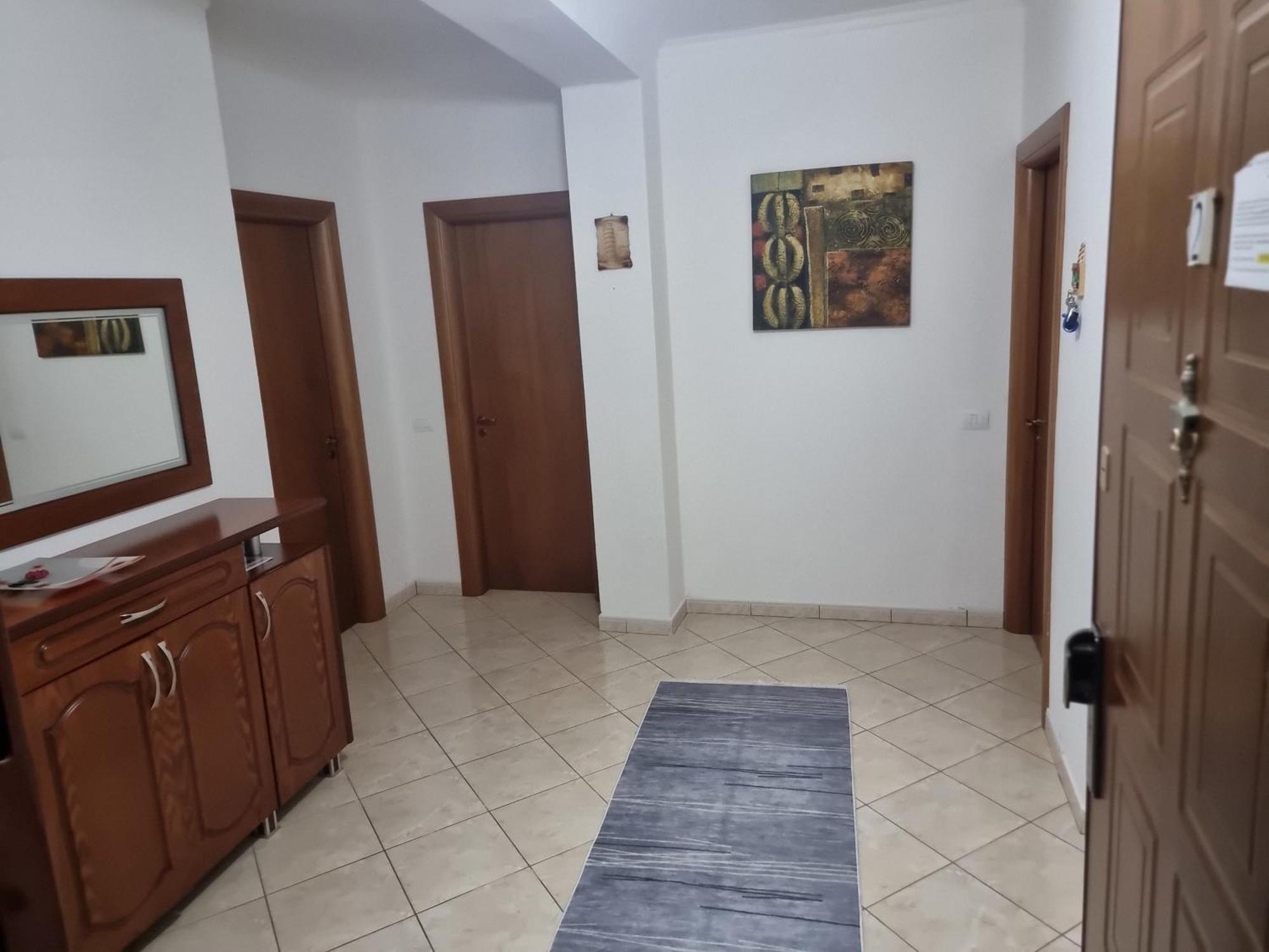 Erin Apartments Vlorë Esterno foto