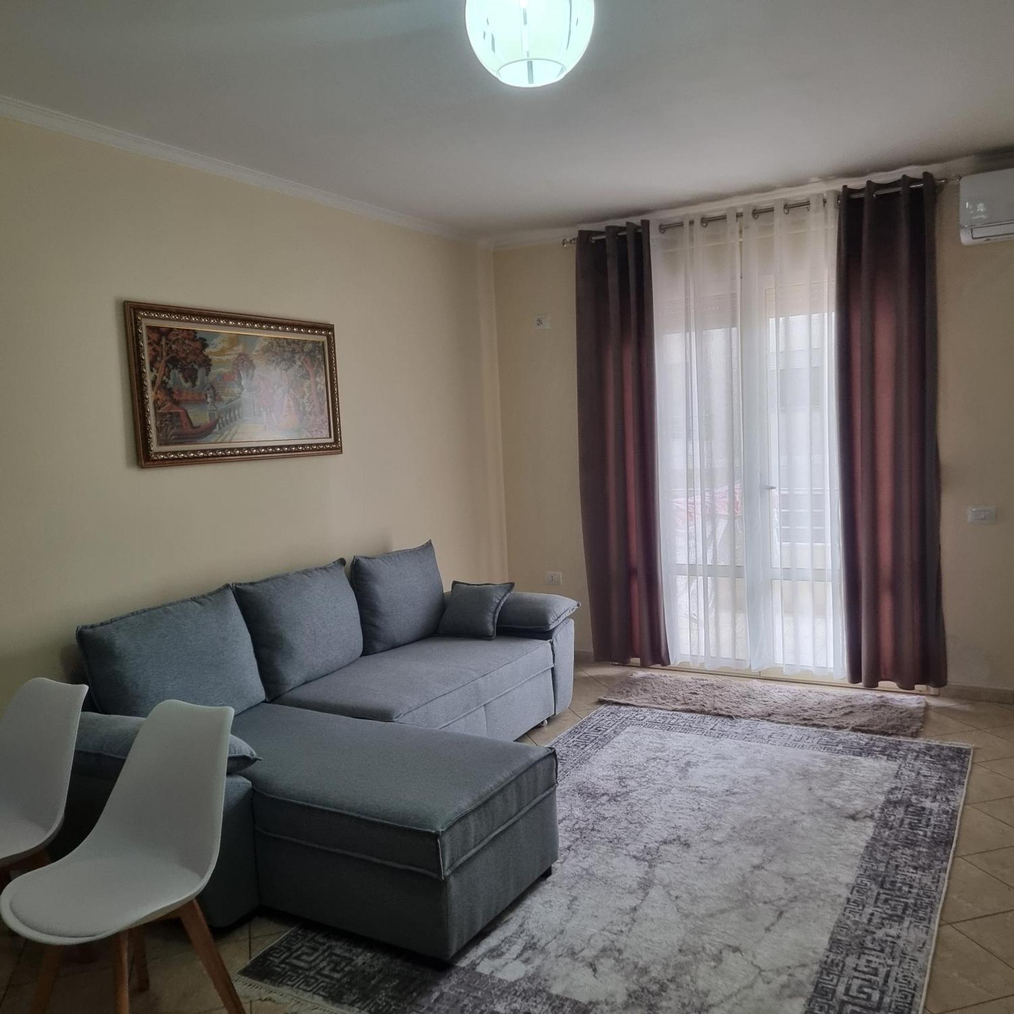 Erin Apartments Vlorë Esterno foto
