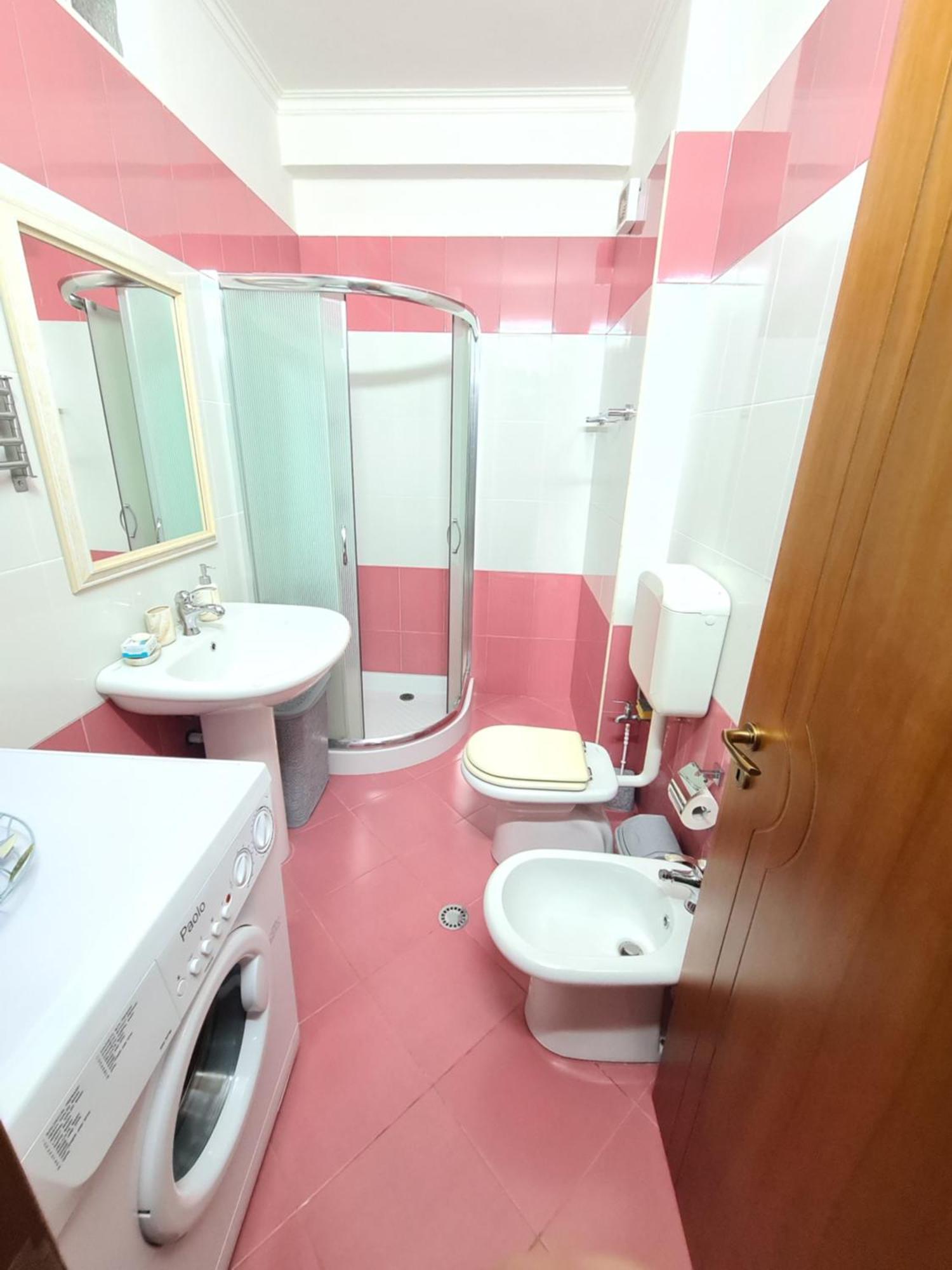 Erin Apartments Vlorë Esterno foto