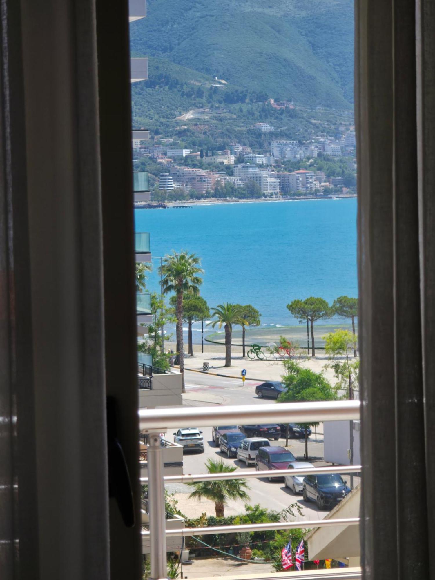 Erin Apartments Vlorë Esterno foto