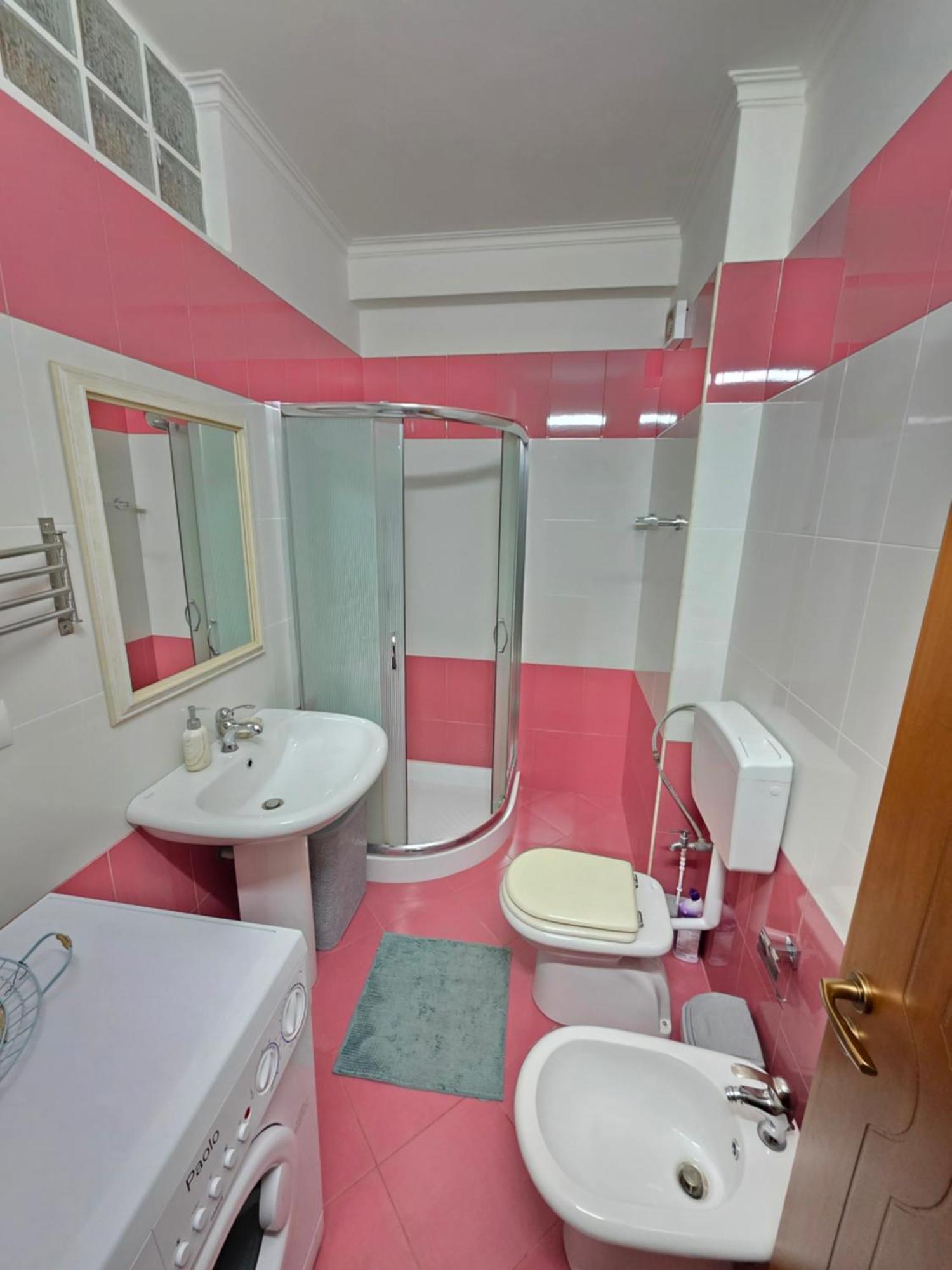 Erin Apartments Vlorë Esterno foto
